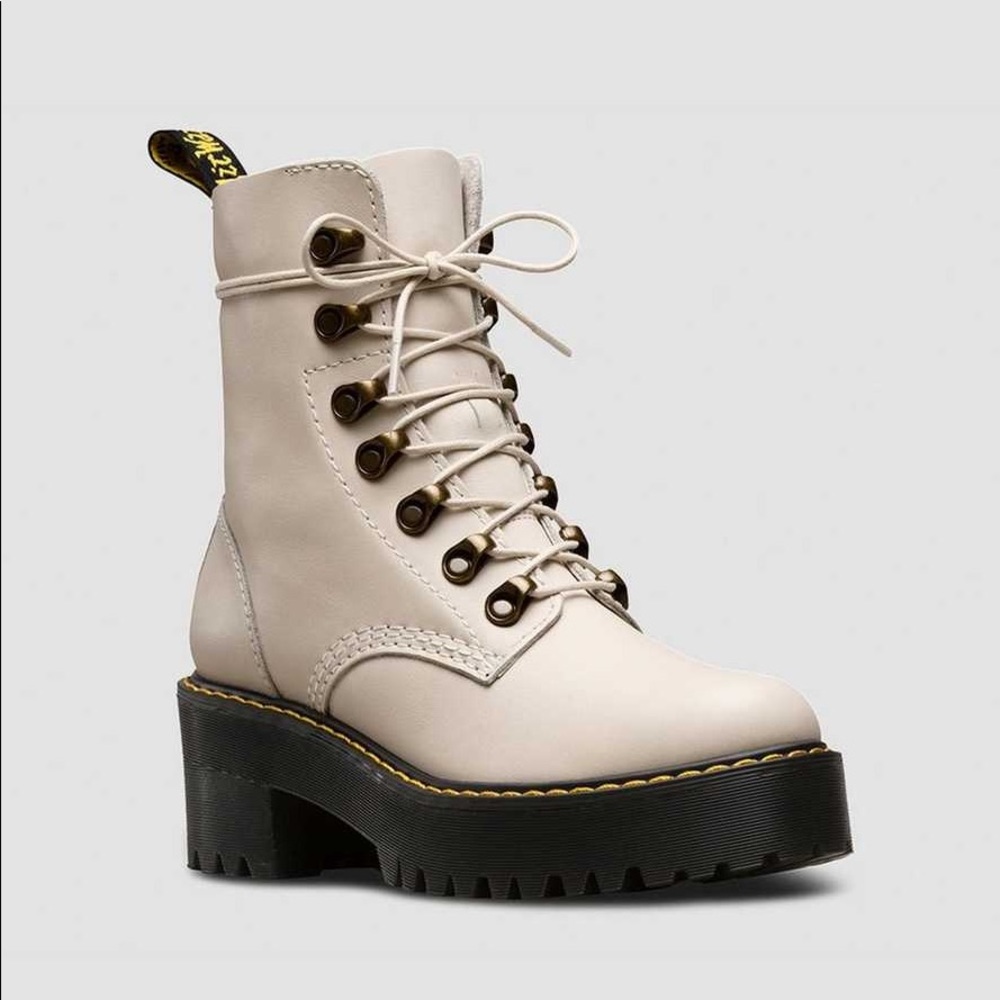 Dr. Martens Leona Temperley